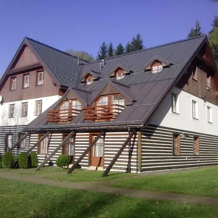 Apartman U Lesa, *